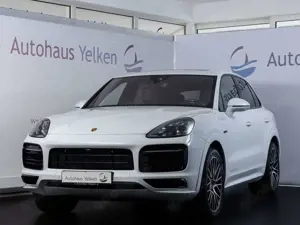 Porsche Cayenne E-Hybrid SPORTDESIGN *MATRIX*PANO*LUFT*