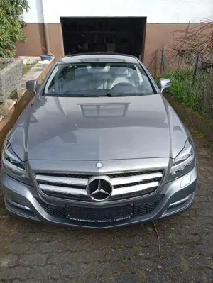 Mercedes-Benz CLS 350 CLS 350 CDI DPF BlueEFFICIENCY 7G-TRONIC