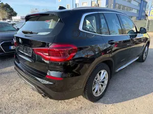 BMW X3 xDrive30d Luxury Line AT Bild 3