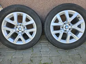 Winterreifen mit Original BMW X1Felgen Bild 2