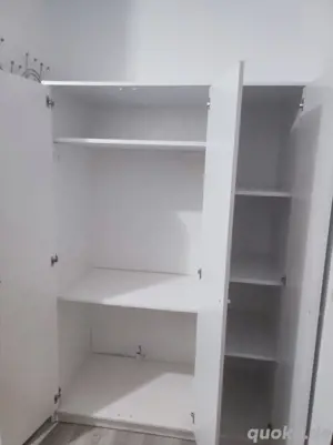 Kleiderschrank mit 3 Türen, weiß, 117x176 cm