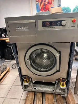 Gesucht Industrie-  Gewerbemaschinen MIELE 