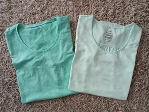 2 Lauf- Sport-Shirt in grün, Größe S 36