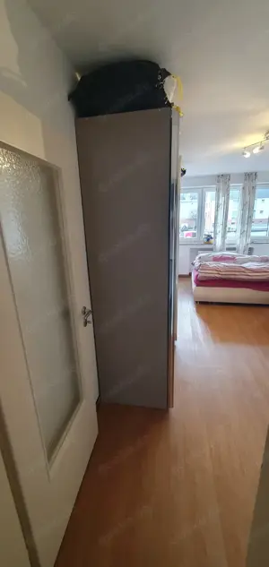 Super Schwebetürenschrank abzugeben  Bild 3