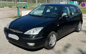 Ford Focus Ghia 1.8 Benzin