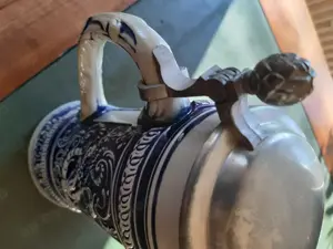 Schwerer Masskrug, (Stein) Bild 2