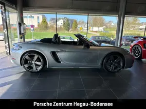 Porsche Boxster 718 T/SportDesign/PDLS Plus/64L/BOSE Bild 2