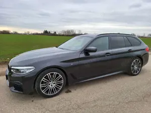 BMW 520 520d - M Paket - Pano - Reifen und Bremsen NEU