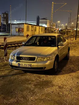 Audi A4 1.6