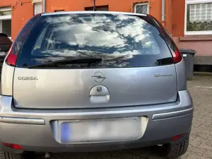 Opel Corsa Basis Tüv neu Kette neu 2 Hand Bild 2