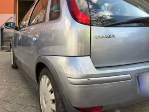 Opel Corsa Basis Tüv neu Kette neu 2 Hand Bild 3