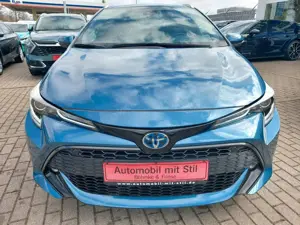 Toyota Corolla Touring Sports Hybrid Lounge Assist DAB Bild 2