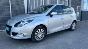 Renault Scenic 1.6 16V -Navi-AHK-SHZ-PDC-TÜV-Garantie