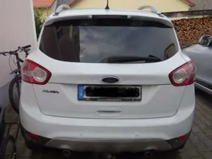 Ford Kuga Kuga 2.0 TDCi 2x4 Trend Bild 2