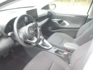 Mazda 2 Hybrid 1.5 VVT-i 116 CVT CENTRE-LINE Bild 5