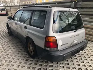 Subaru Forester 2.0 GL Bild 5