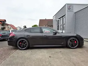 Porsche Panamera PANAMERA 4.8 GTS ALCANTARA ACC BOSE SHD KAMERA Bild 4