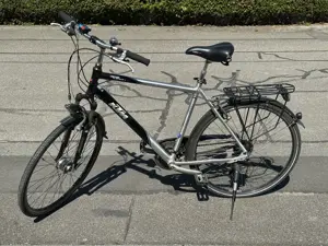 KTM Veneto Fahrrad 28"x1,5, Tourenrad mit Licht und Gepäckträger  Bild 3