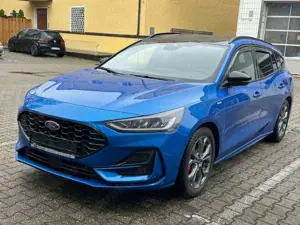 Ford Focus Turnier 1.0 EcoBoost Automatik ST-Line X Bild 2