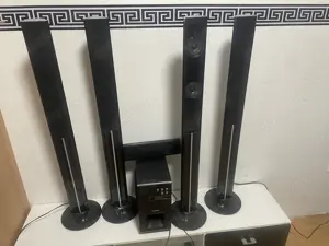 Heimkino älteres Modell mit gutem Sound teilweise ohne Kabel Bild 3