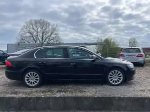 Skoda Superb Exclusive 2.0 TSI Limousine DSG/Bi-Xenon/Tempomat Bild 5