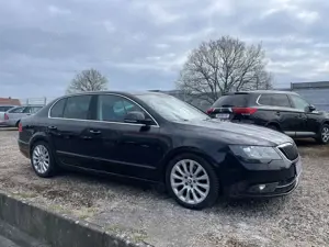 Skoda Superb Exclusive 2.0 TSI Limousine DSG/Bi-Xenon/Tempomat Bild 4