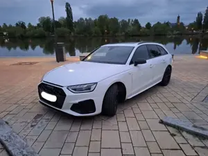 Audi A4 Avant 40 TDI,3xS-LINE,PANO,AHK,NAVI,STANDHZG