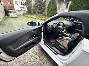 Audi TT Roadster 2.0 TFSI quattro Bild 5