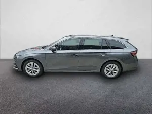 Skoda Octavia Combi Style 1,5 TSI e-TEC 110 kW 7-Gang- Bild 2