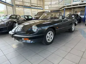 Alfa Romeo Spider 2.0