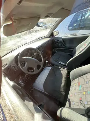 Volkswagen Polo 60 Servo Highline Bild 3