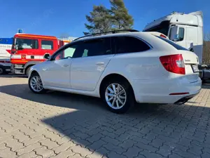 Skoda Superb Combi 2.0 TDI Green tec DSG Elegance