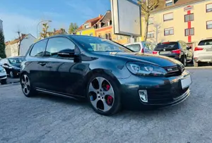 Volkswagen Golf VI GTI Navi Bi-Xenon Navi Kamera PDC SD SHZ
