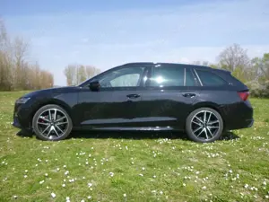 Skoda Octavia Octavia Combi 2.0 TSI DSG RS Bild 1