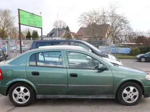 Opel Astra 1.6 Comfort*85TKM*Klima*SR/WR*HUneu* Bild 4