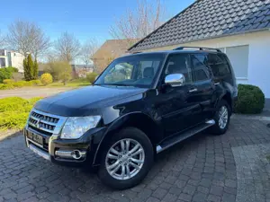 Mitsubishi Pajero 3.2 DI-D Top Kamera Pano SD 7-Sitze Leder