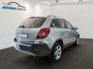 Opel Antara 3,2-V6 Cosmo 4x4*Aut*Navi*Xenon*Leder*PDC Bild 4