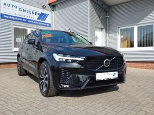 Volvo XC60 B4 D 2WD Plus Dark ACC/LED/SHZ/PDC/KAM/PANO 145...