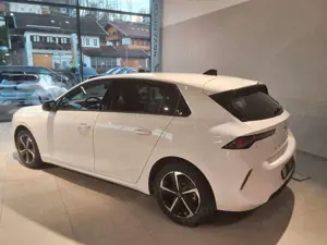 Opel Astra L Lim. Edition *NAVI*AHK*Kamera* Bild 5