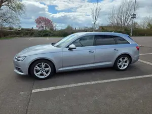 Audi A4 A4 Avant Avant 2.0 TFSI ultra S tronic