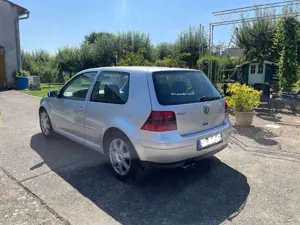 Volkswagen Golf 2.8 V6 4Motion