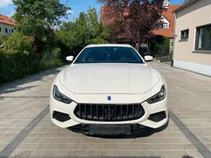 Maserati Ghibli Gran Sport S Q4 Carbon Harman ACC TOTW Bild 2