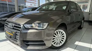 Audi A3 ambiente LEDER NAVI PDC ACC GARANTIE TOP!