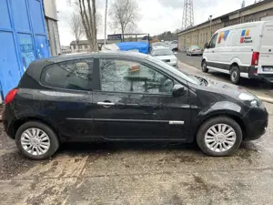 Renault Clio 1.2 16V Dynamique Bild 2