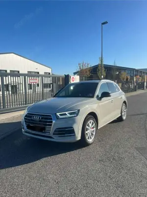 Audi Q5 45 TFSI quattro S tronic sport