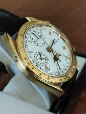 Omega Speedmaster Moonphase 