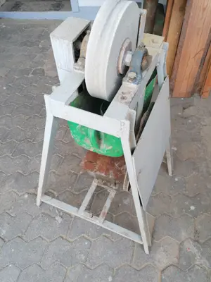Schleifmaschine Starkstrom