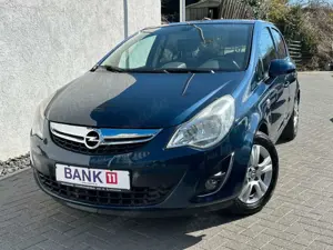 Opel Corsa D 150 Jahre Opel -Navi/ PDC/ Panoramadach-