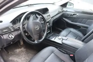 Mercedes-Benz E 350 E-Klasse DPF 4Matic BlueEFFICIENCY 7G Avantgarde Bild 4