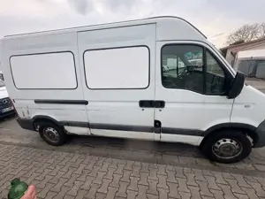 Renault Master 2.5 dCi L2H2 Quickshift Bild 2